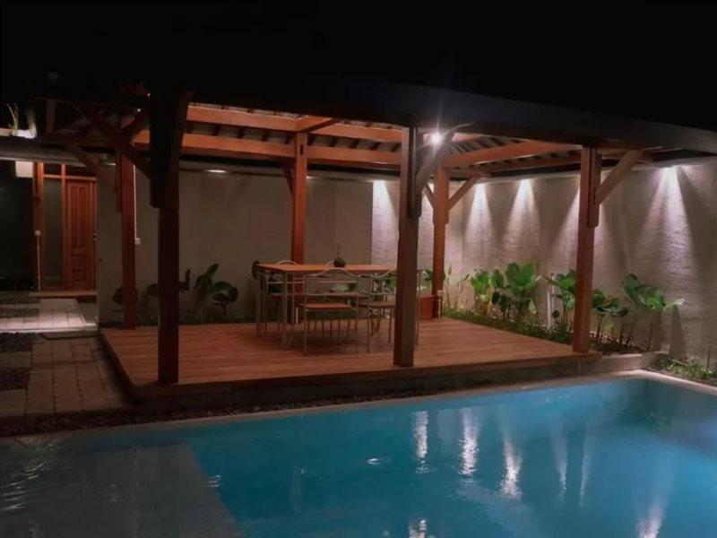 Ayom Java Village Solo מראה חיצוני תמונה